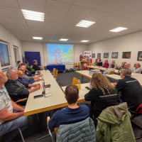 Motorradabenteurerin Doris Wiedemann besucht Laupheimer Fotokreis